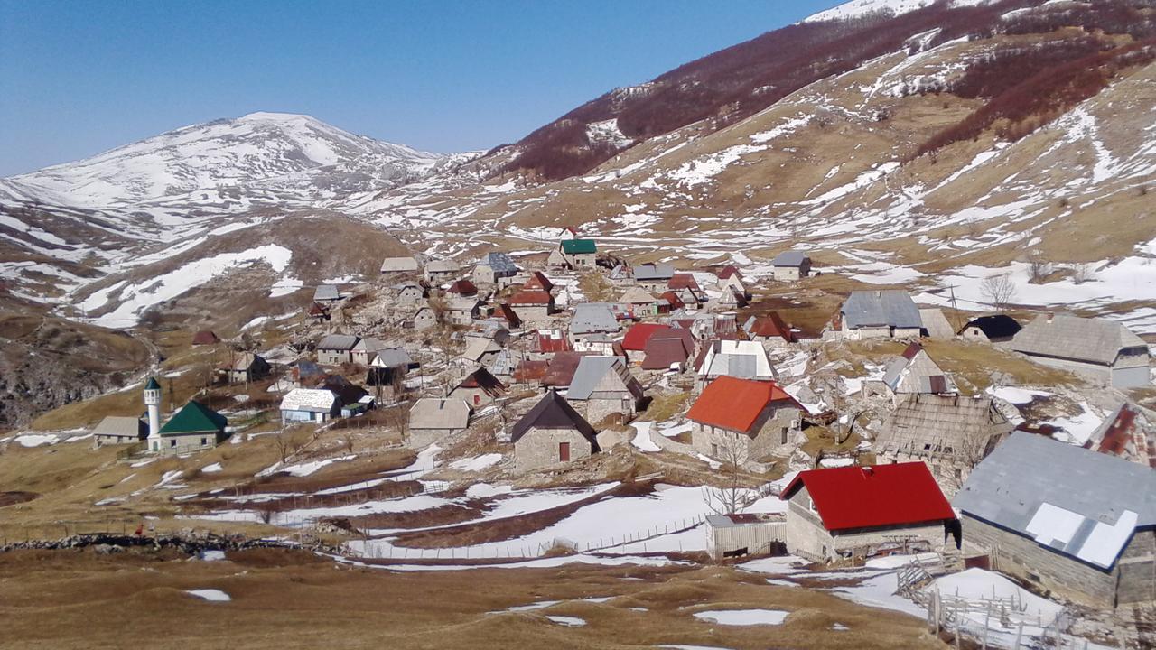 Guesthouse Letnja Basta Gornji Lukomir Exteriér fotografie