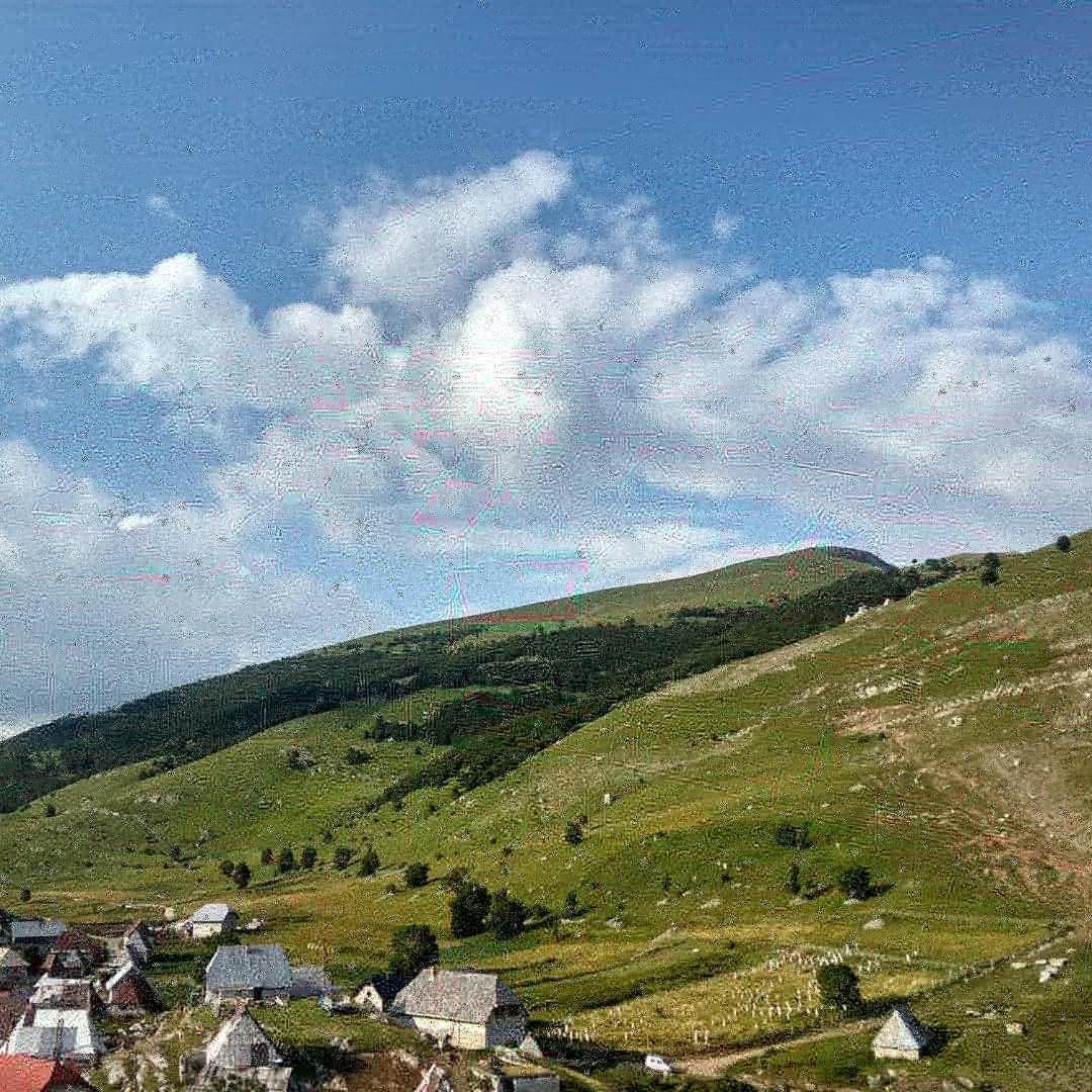 Guesthouse Letnja Basta Gornji Lukomir Exteriér fotografie